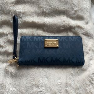 Michael Kors Wristlet wallet blue